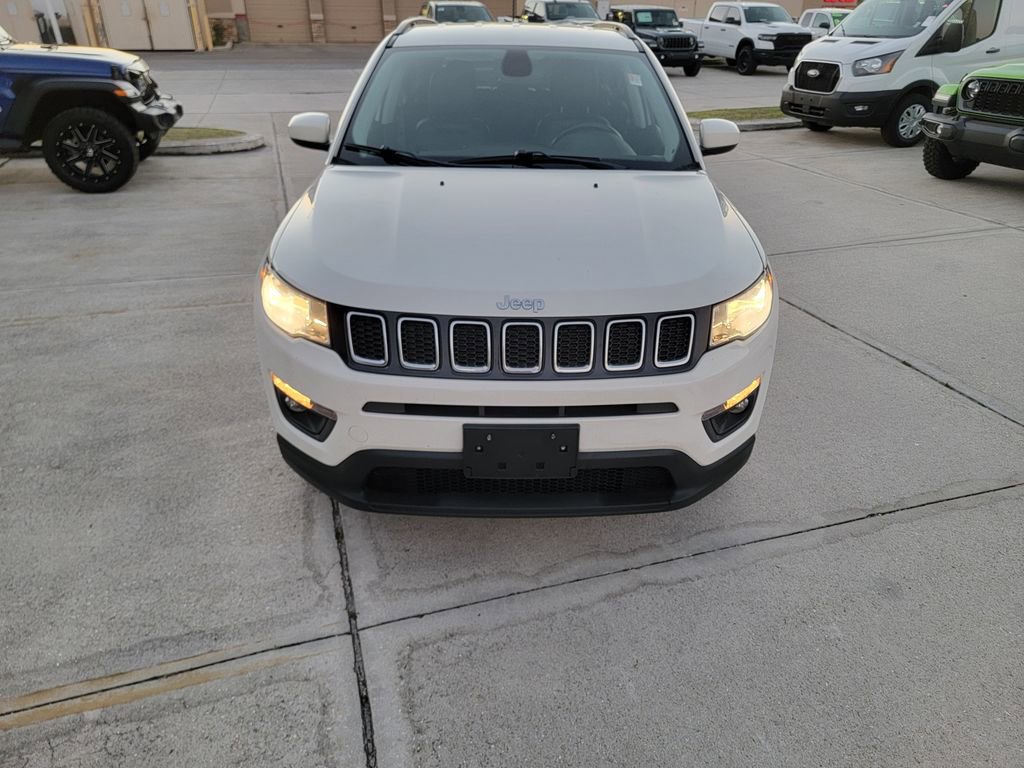 Certified 2020 Jeep Compass Latitude w/ Popular Equipment Group AWD/4WD image 2