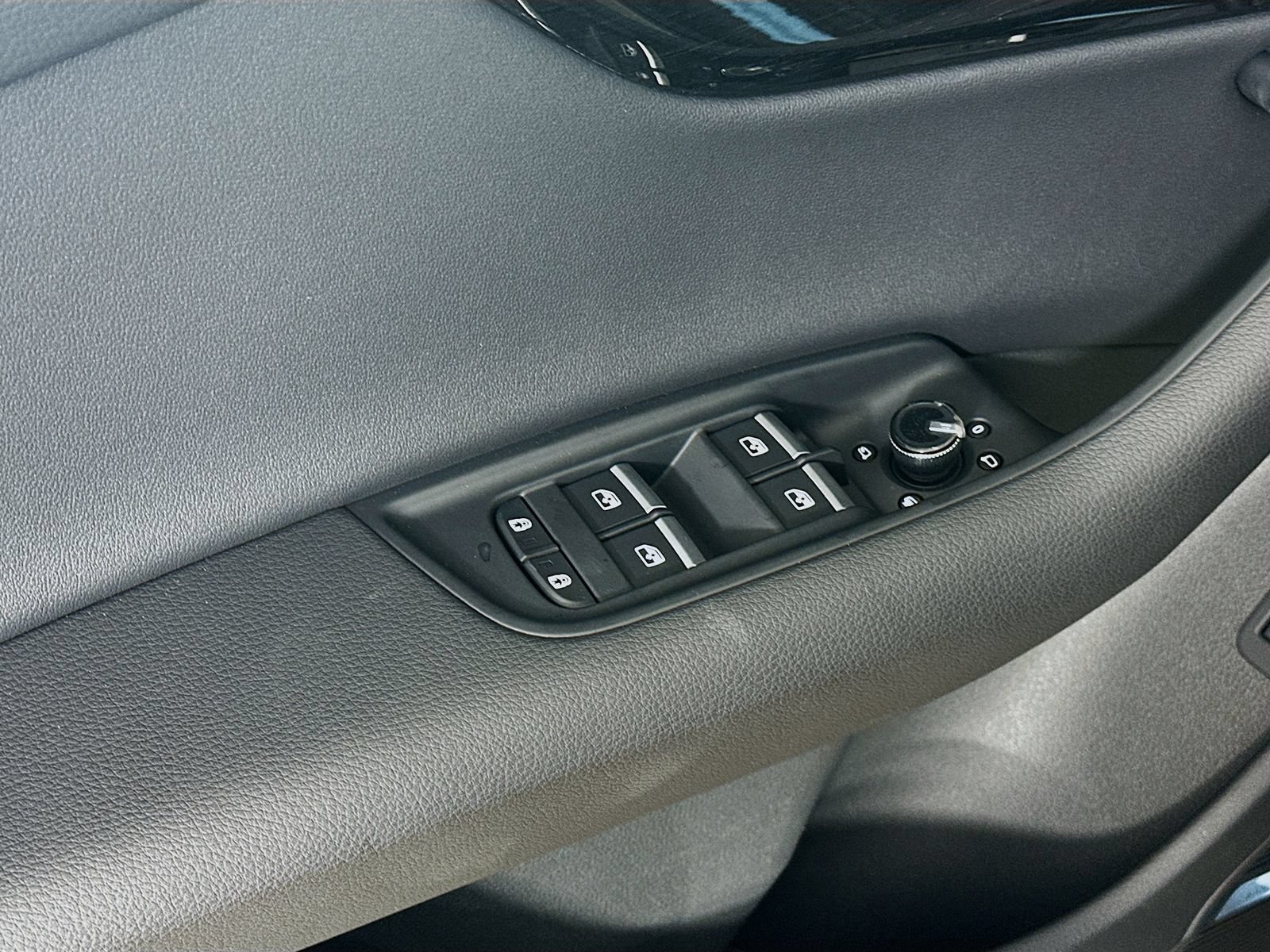 New 2026 Audi Q7 2.0T Premium AWD/4WD image 17