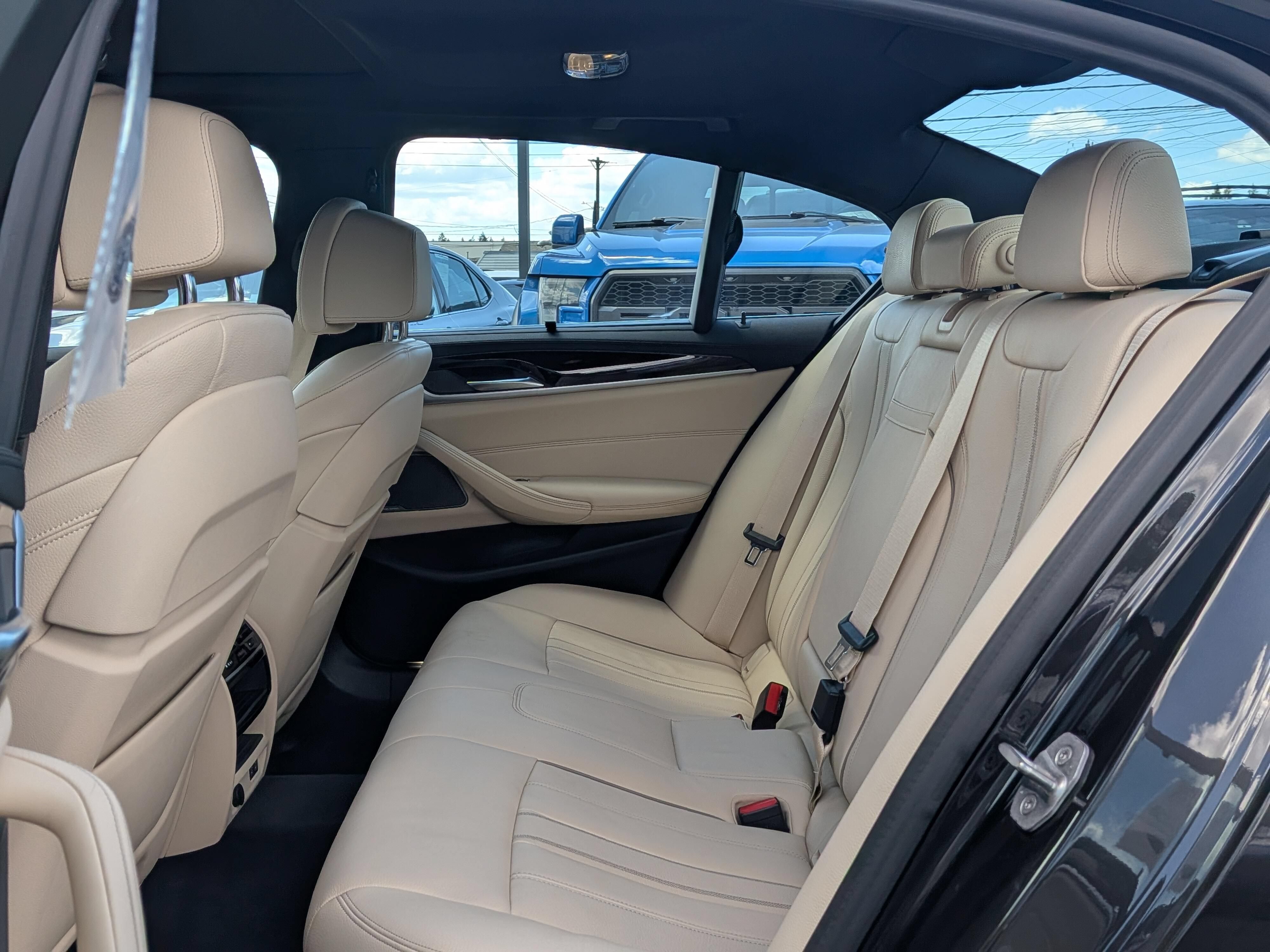 Used 2020 BMW 540i xDrive w/ Executive Package AWD/4WD image 6