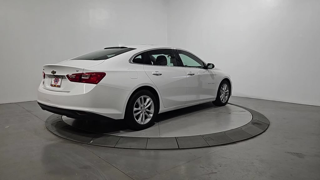 Used 2016 Chevrolet Malibu LT FWD image 5