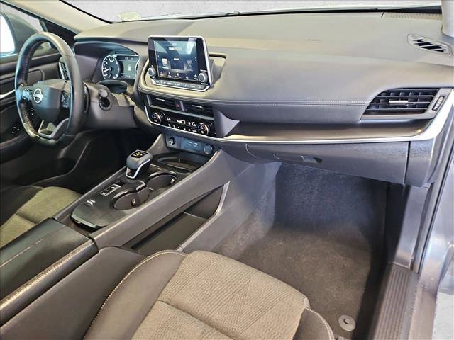 Certified 2026 Nissan Rogue SV FWD image 26