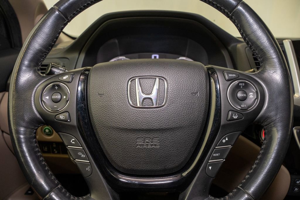 Used 2017 Honda Pilot Elite image 26