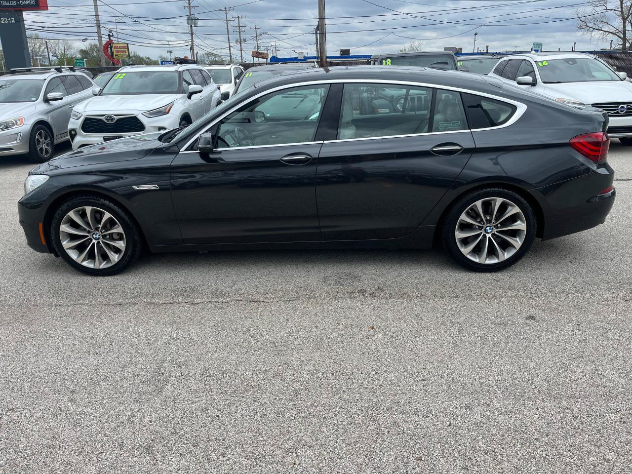 Used 2014 BMW 535i Gran Turismo xDrive AWD/4WD image 2