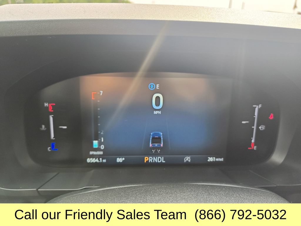 Used 2025 Ford Maverick XLT w/ Equipment Group 302A AWD/4WD image 19