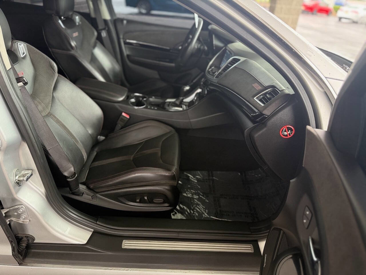 Used 2014 Chevrolet SS RWD image 41