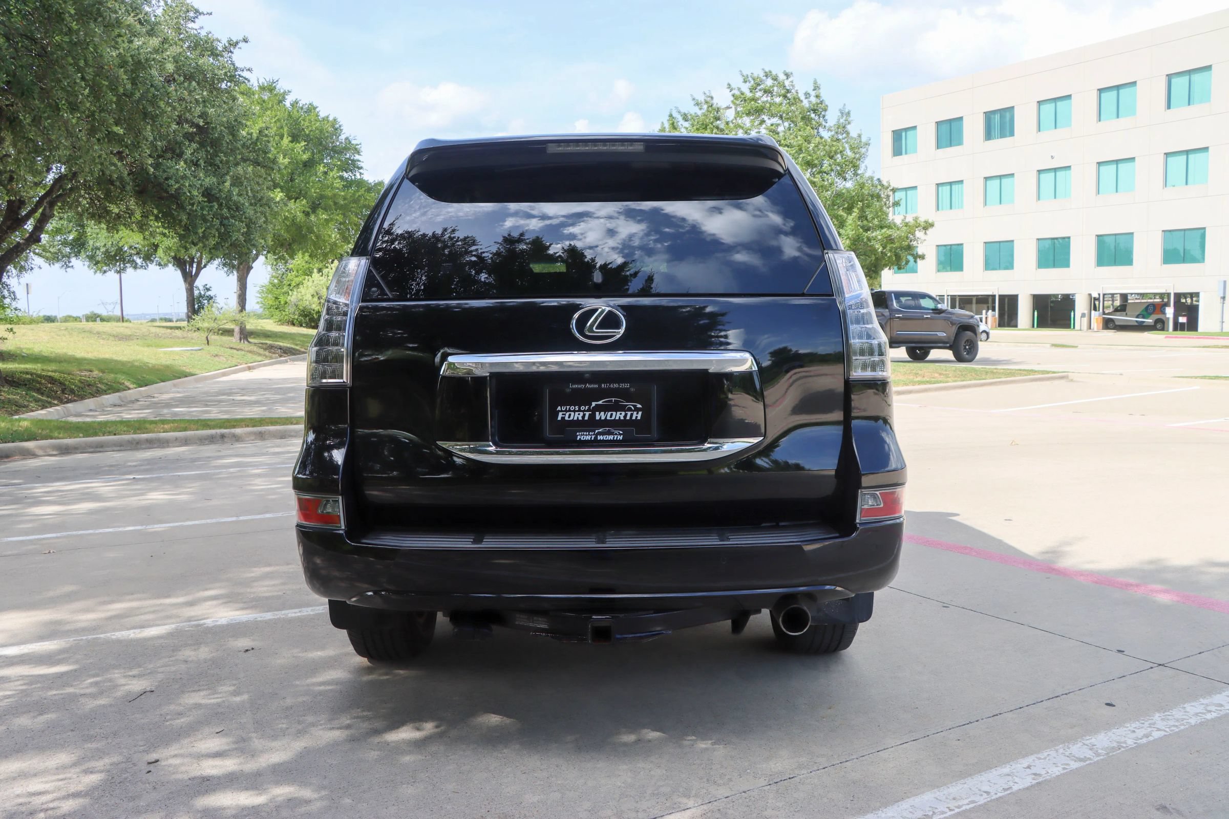 Used 2016 Lexus GX 460 w/ Premium Package AWD/4WD image 6