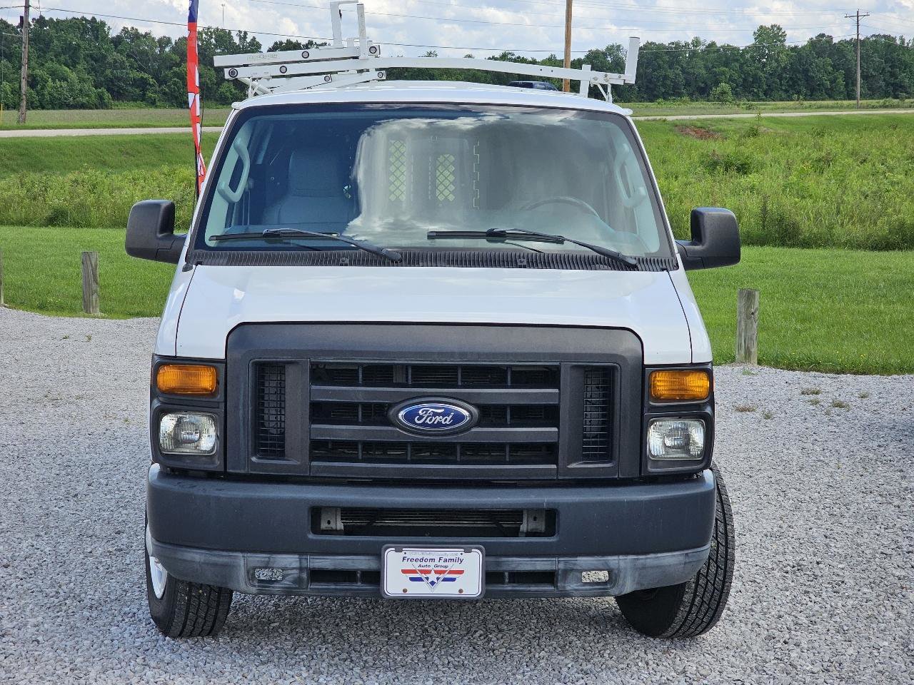 Used 2011 Ford E-150 and Econoline 150 w/ Commercial Cargo Van Pkg RWD image 2