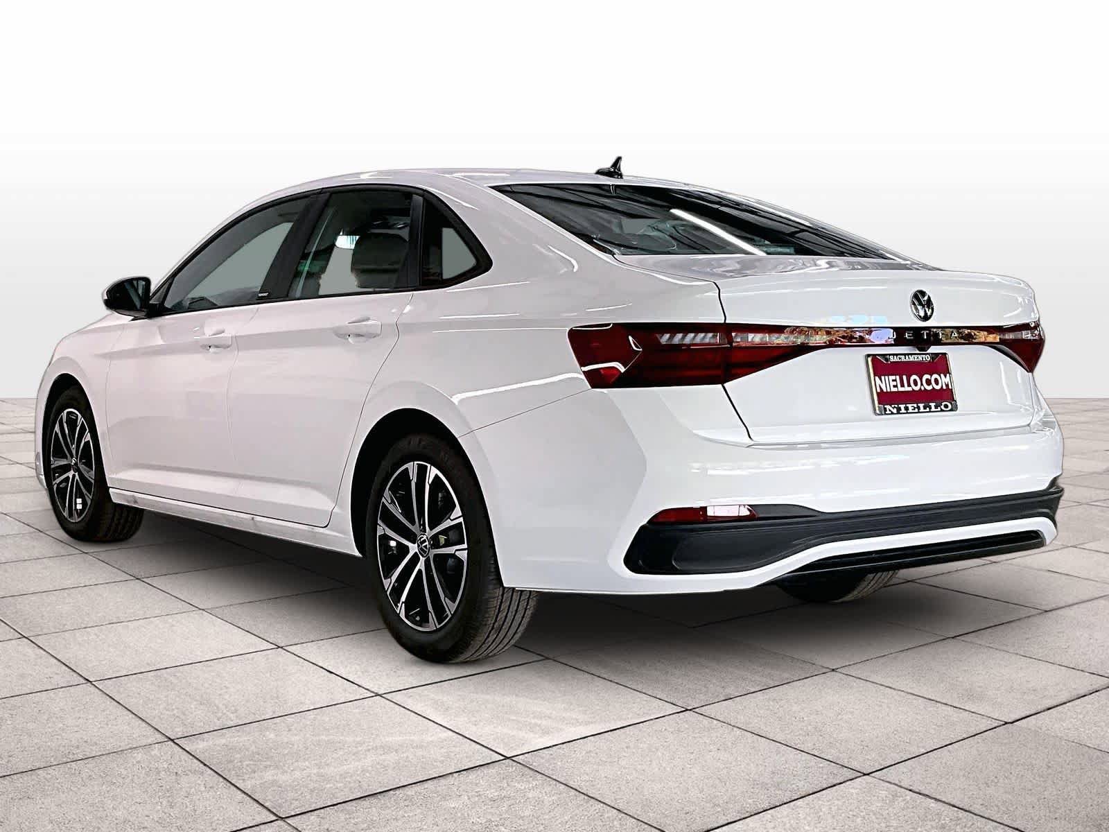 New 2026 Volkswagen Jetta Sport FWD image 3