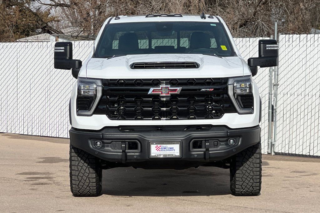 New 2026 Chevrolet Silverado 2500 ZR2 w/ ZR2 Bison Edition image 6