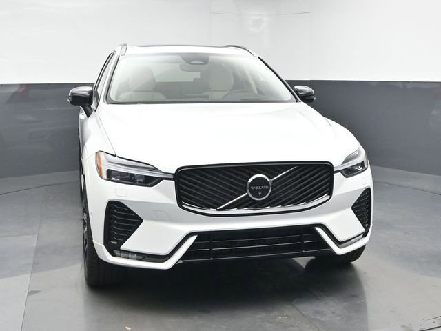 New 2026 Volvo XC60 B5 Ultra w/ Protection Package Premier image 2