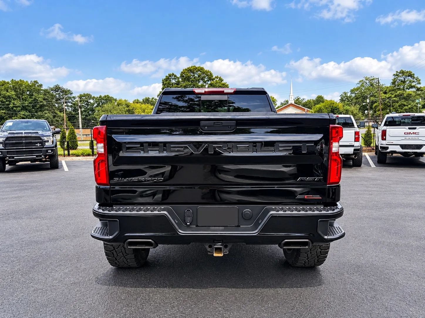 Used 2020 Chevrolet Silverado 1500 RST AWD/4WD image 9