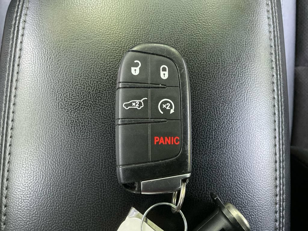 Used 2022 Dodge Durango GT AWD/4WD image 39