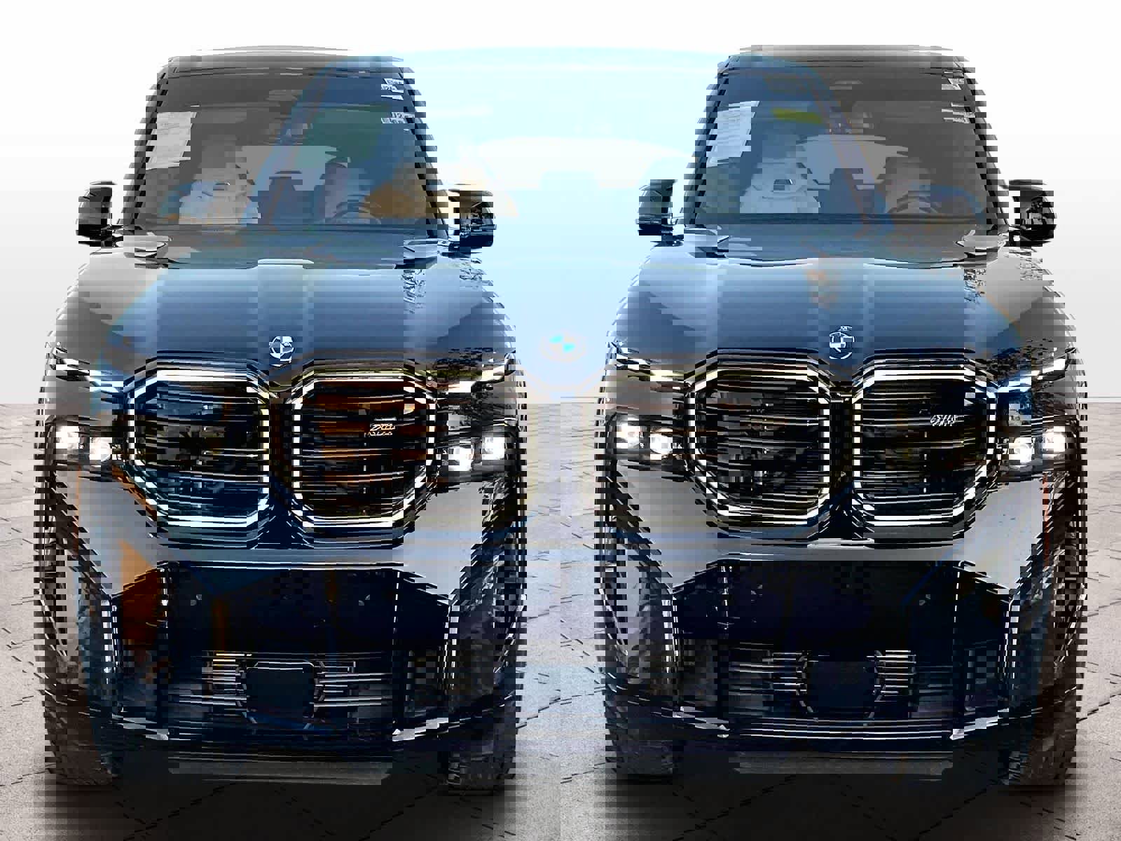 Used 2025 BMW XM image 3