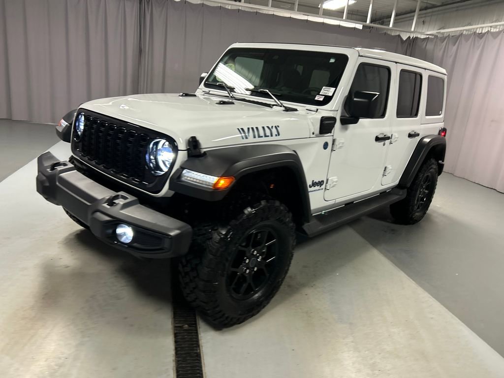 Used 2025 Jeep Wrangler Willys 4xe image 3