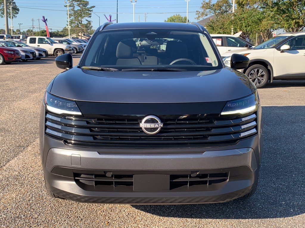 Used 2026 Nissan Kicks SV w/ SV Premium Package FWD image 3