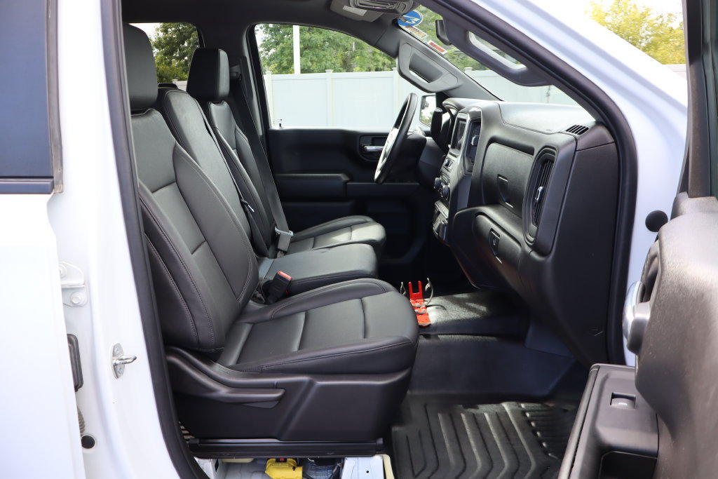 Used 2023 Chevrolet Silverado 1500 W/T w/ WT Value Package AWD/4WD image 29