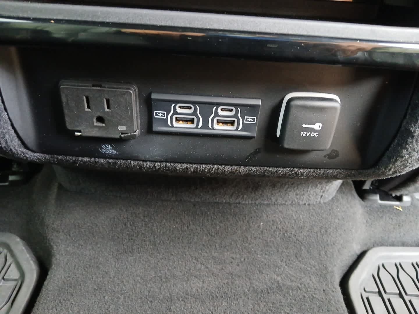 Used 2024 Jeep Wagoneer 4WD image 72