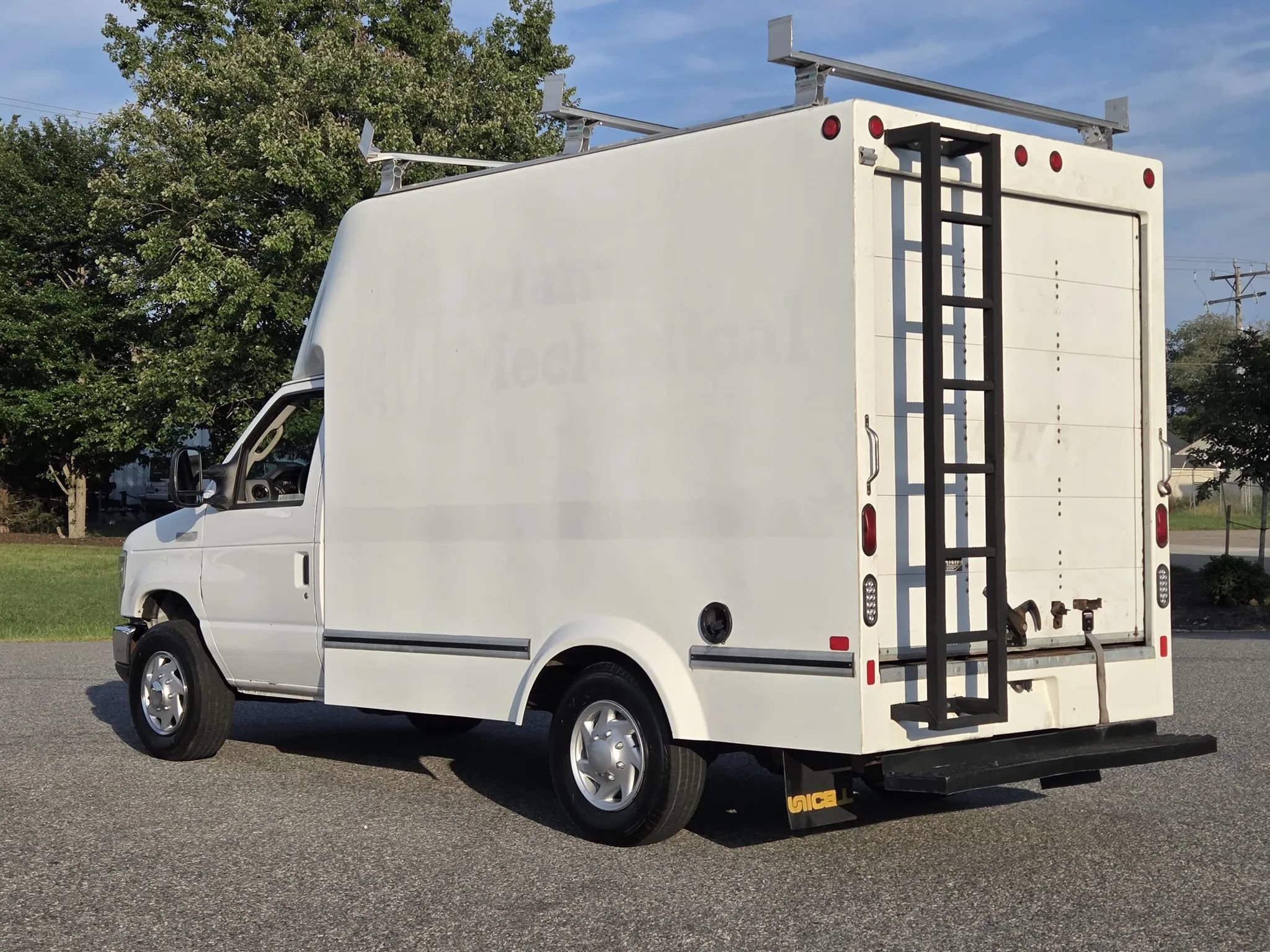 Used 2013 Ford E-350 and Econoline 350 Super Duty RWD image 35