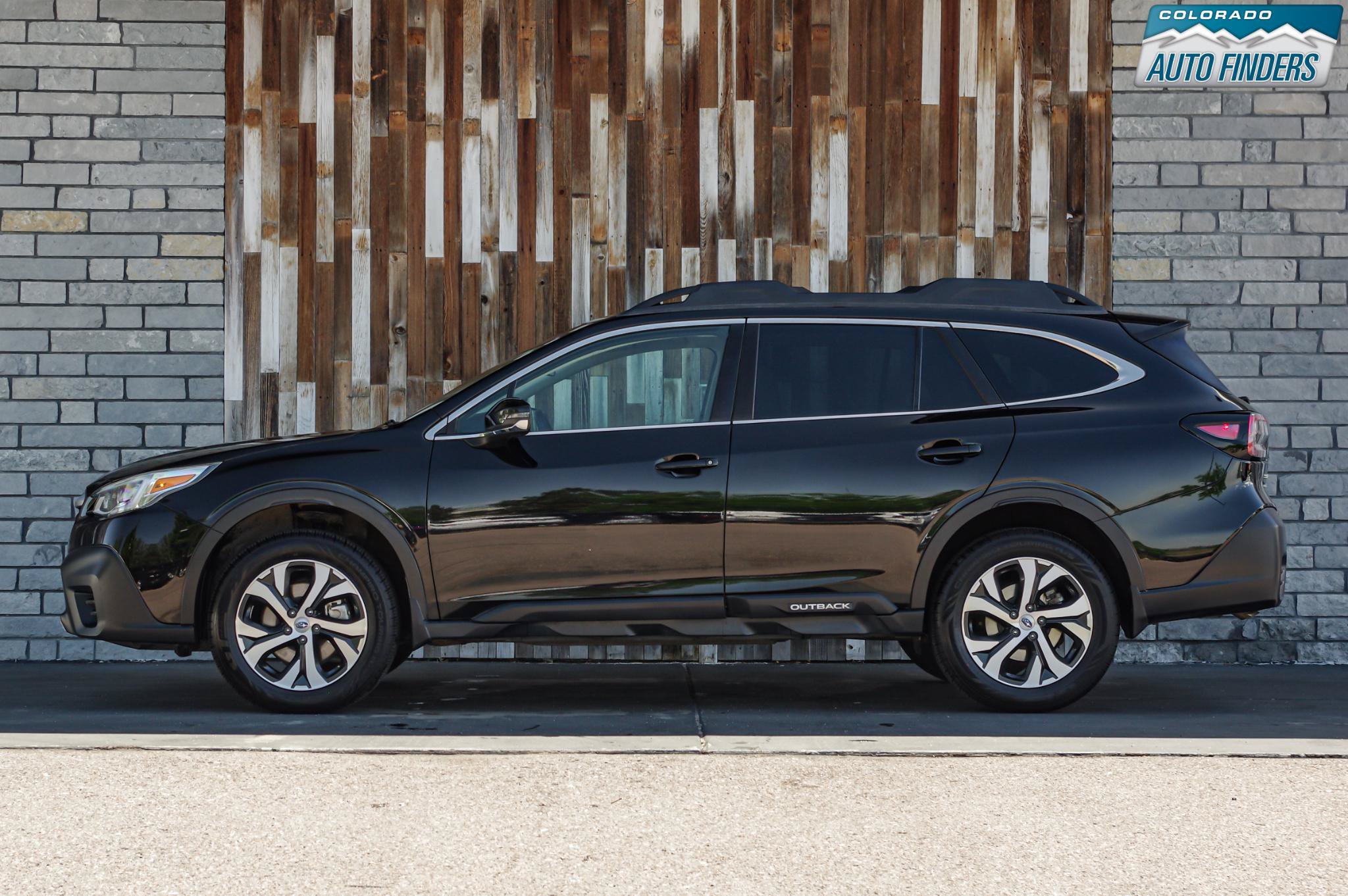 Used 2021 Subaru Outback Limited XT w/ Popular Package #2 AWD/4WD image 3