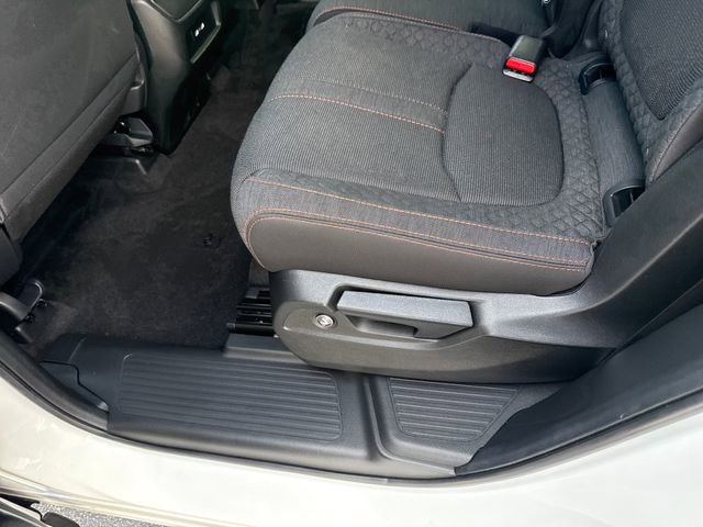 Used 2023 Honda Pilot Sport image 18