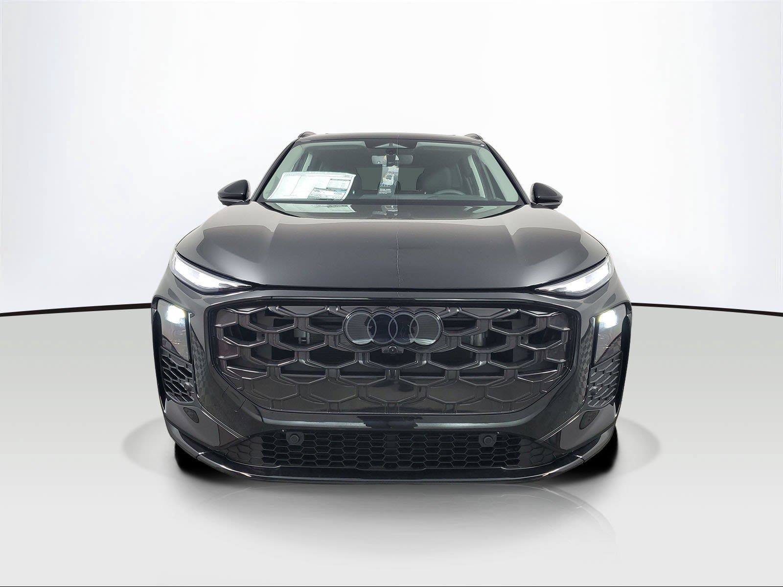 New 2026 Audi Q3 quattro 2.0T AWD/4WD image 2