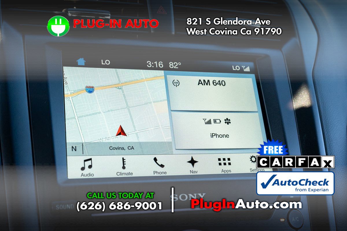 Used 2018 Ford Fusion Energi Titanium image 24