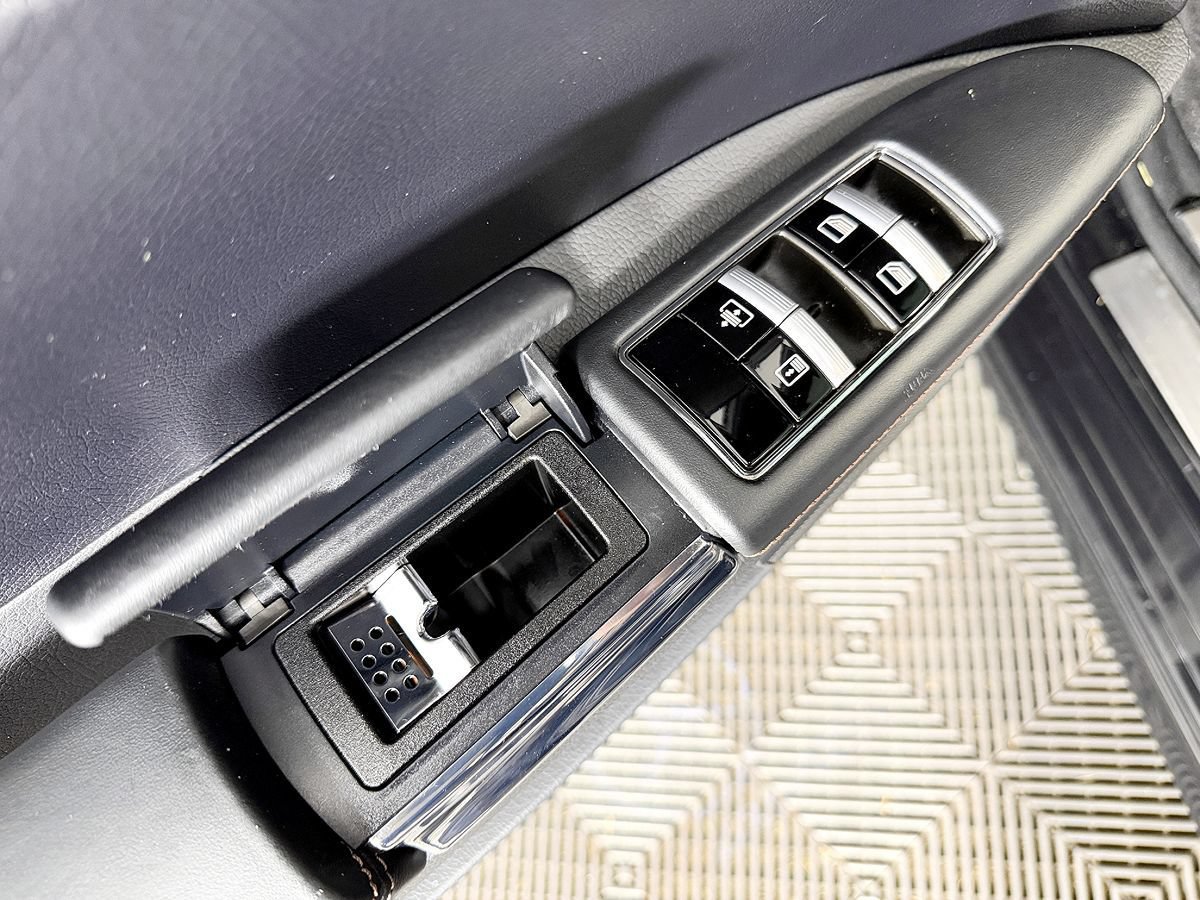 Used 2012 Mercedes-Benz S 63 AMG image 42