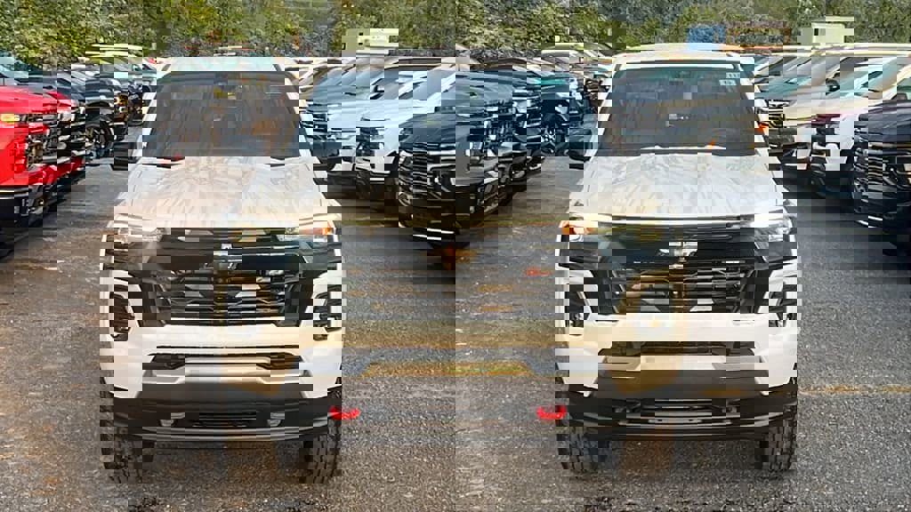 New 2026 Chevrolet Colorado Z71 image 2