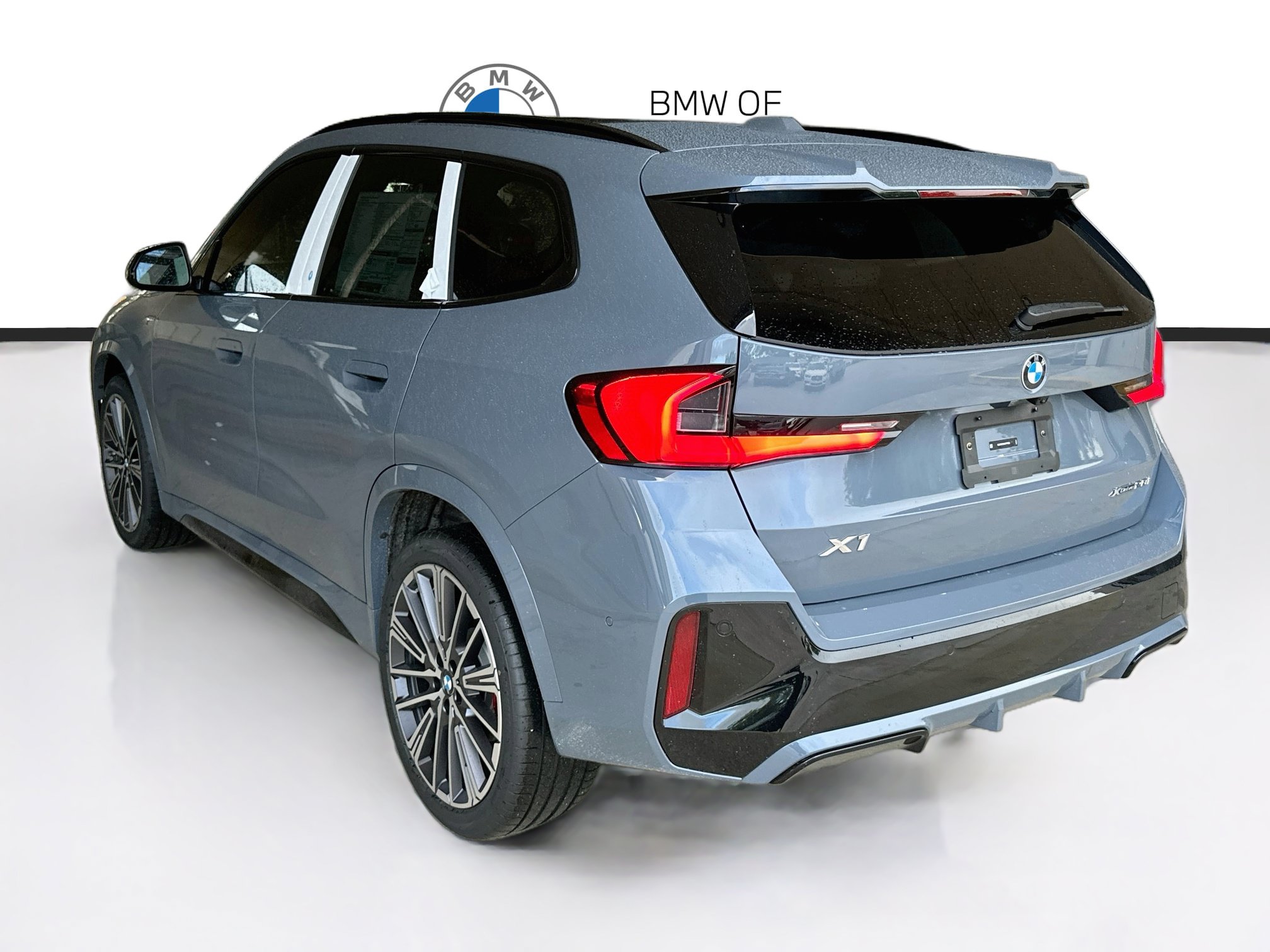 New 2027 BMW X1 xDrive28i w/ M Sport Package AWD/4WD image 4