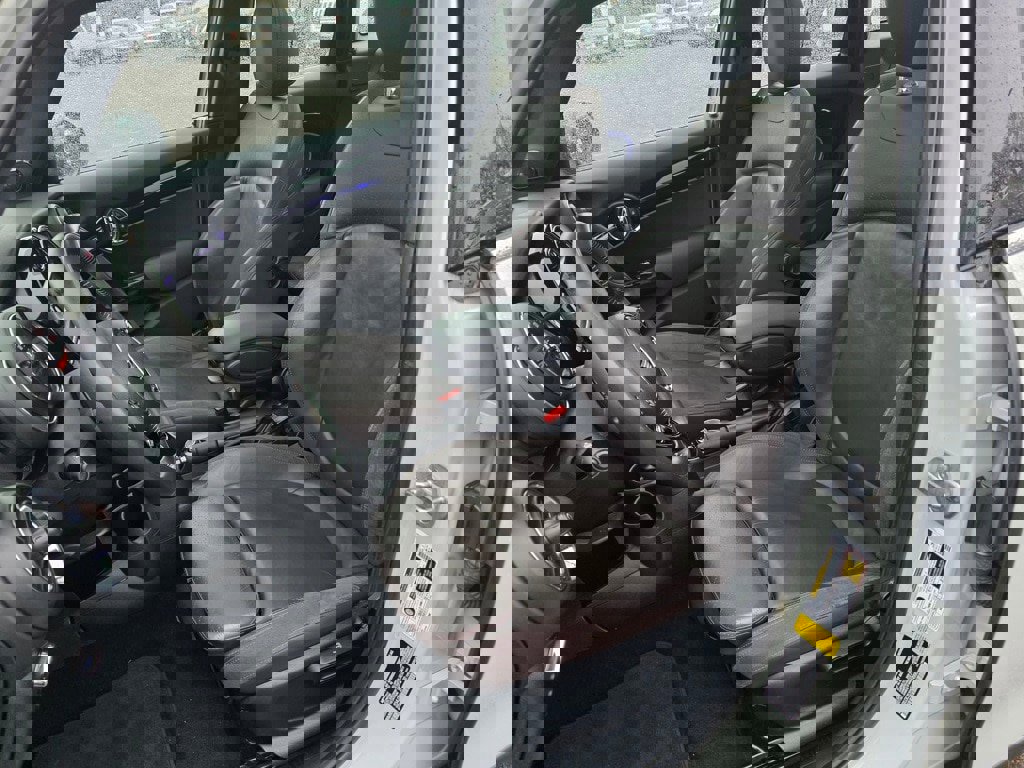 Used 2018 MINI Cooper S image 7