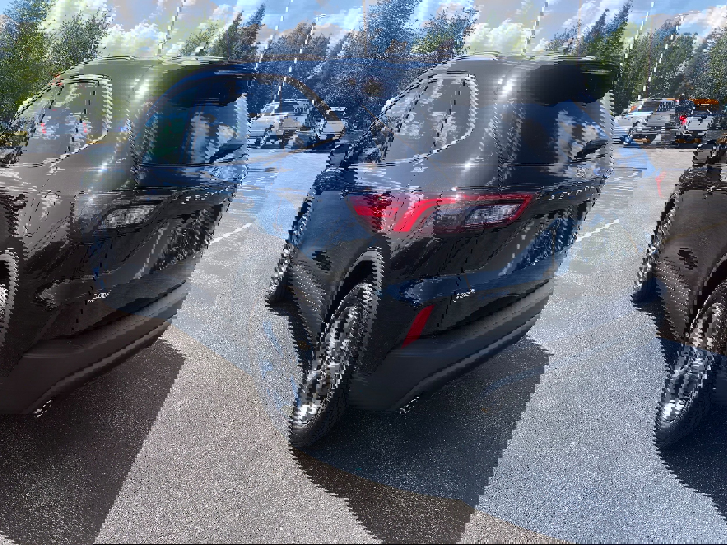 Used 2025 Ford Escape ST-Line w/ Cold Weather Package image 3