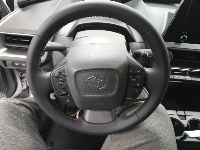 New 2026 Toyota Prius LE image 29