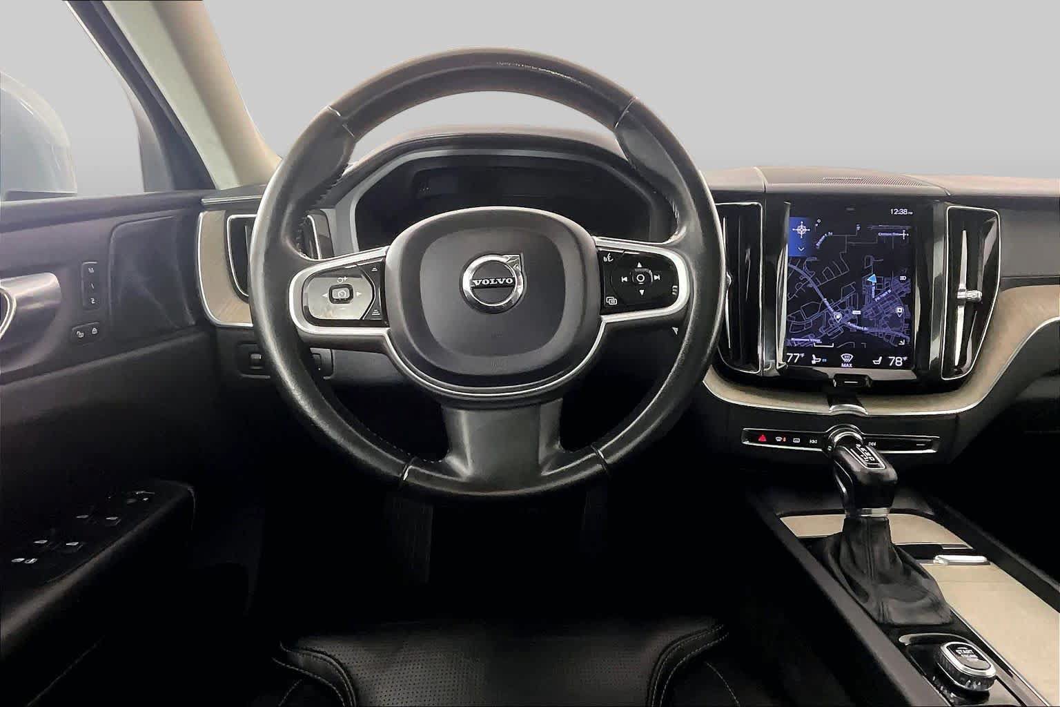 Used 2021 Volvo XC60 T6 Inscription AWD/4WD image 6