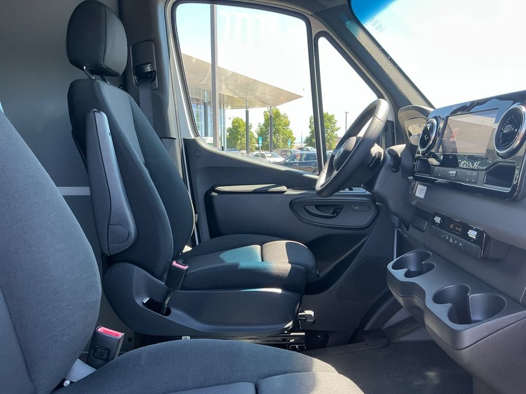 New 2026 Mercedes-Benz Sprinter 3500 image 18