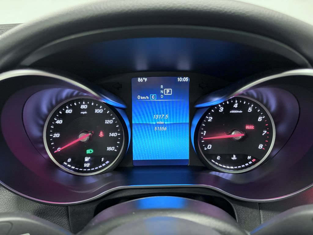 Used 2021 Mercedes-Benz GLC 300 4MATIC image 22