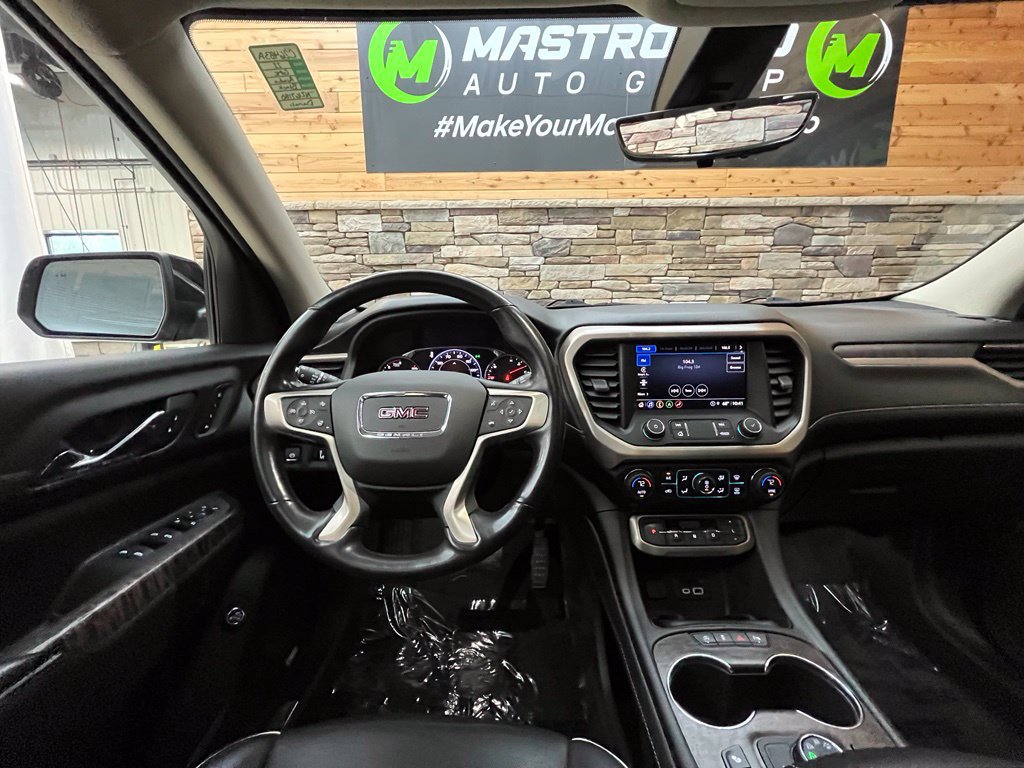 Used 2022 GMC Acadia Denali w/ Denali Technology Package AWD/4WD image 33