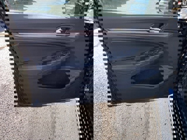 New 2025 Volkswagen GTI SE image 21