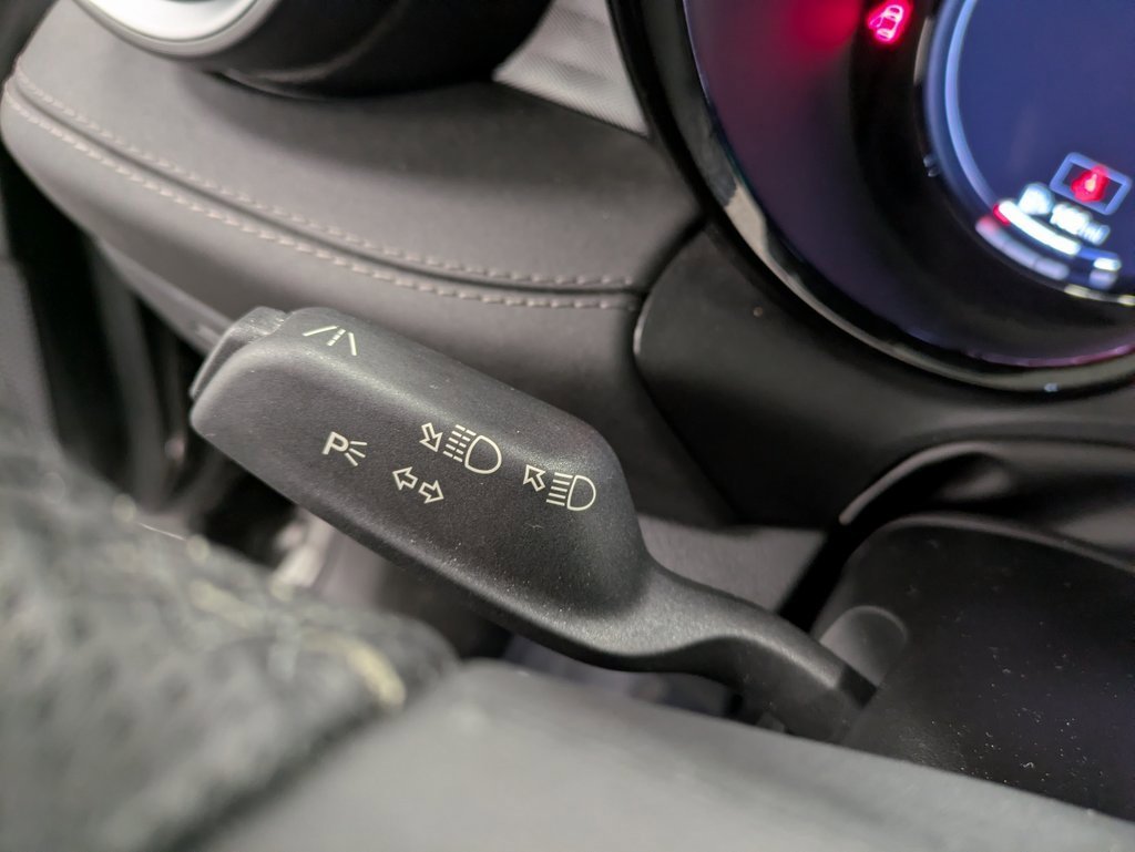 Used 2024 Alfa Romeo Tonale Ti w/ Premium Interior Package image 17