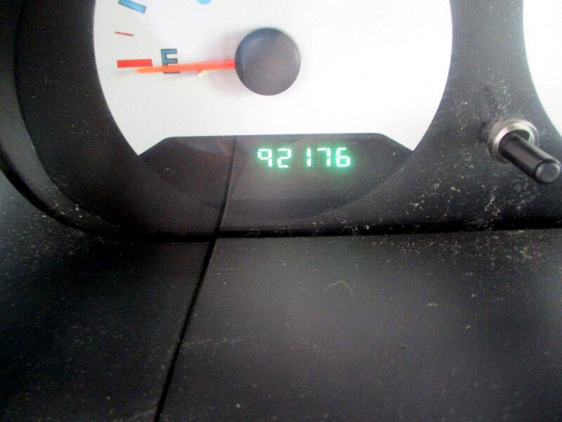 Used 2005 Chrysler Town & Country LX w/ Popular Equipment Group I image 12