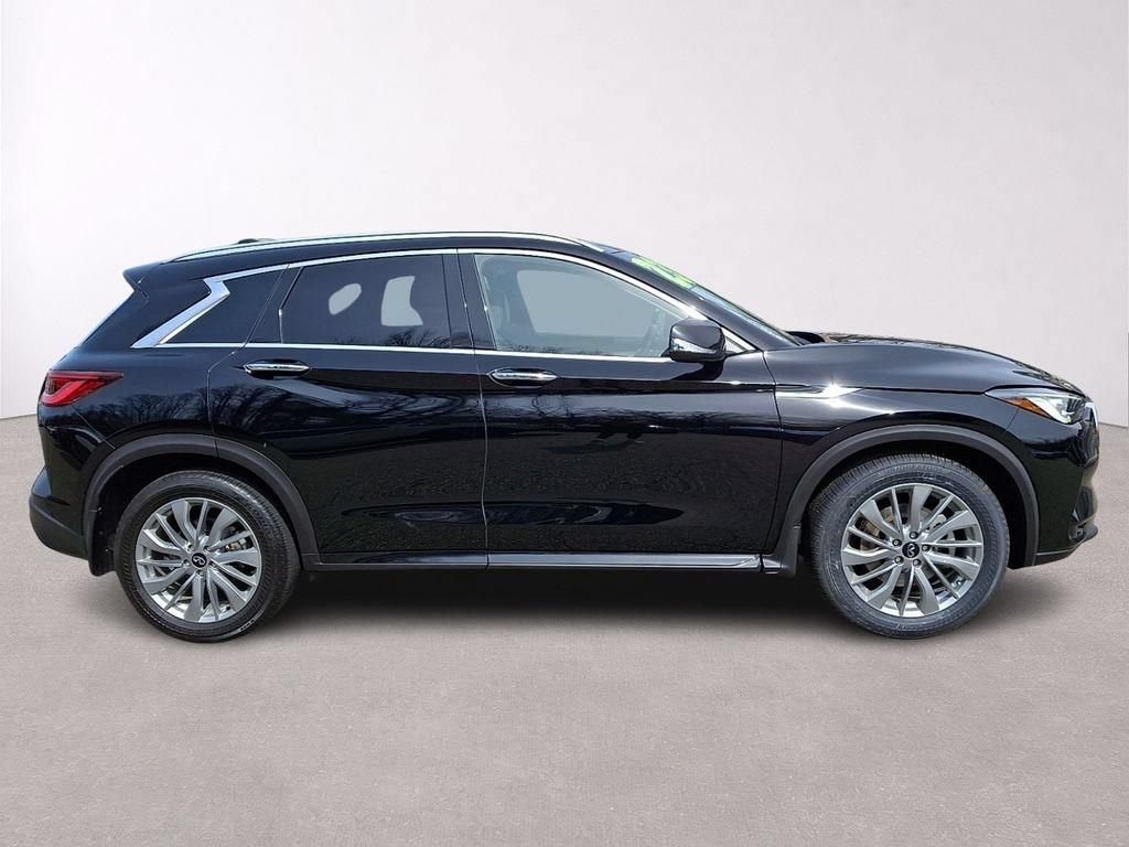 Used 2023 INFINITI QX50 Luxe AWD/4WD image 8