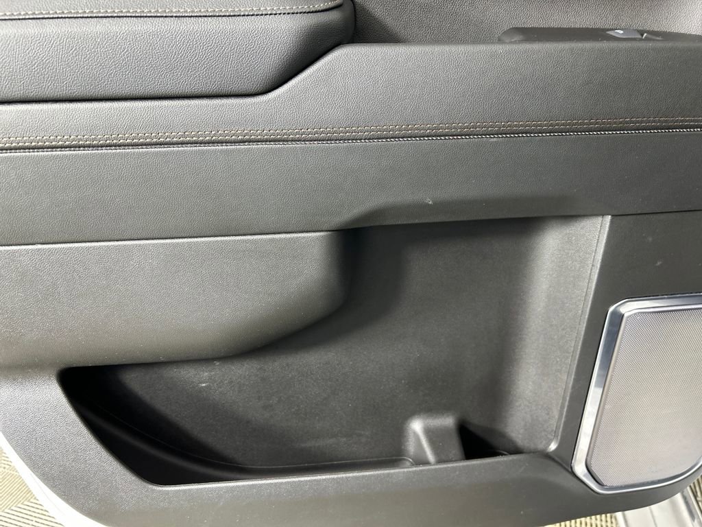 Used 2025 Chevrolet Silverado 2500 High Country w/ High Country Premium Package image 18