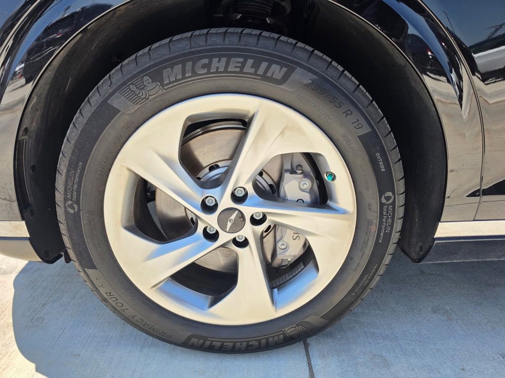Used 2026 Genesis GV70 2.5T AWD/4WD image 7