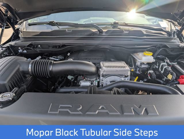 New 2026 RAM 1500 Express AWD/4WD image 14