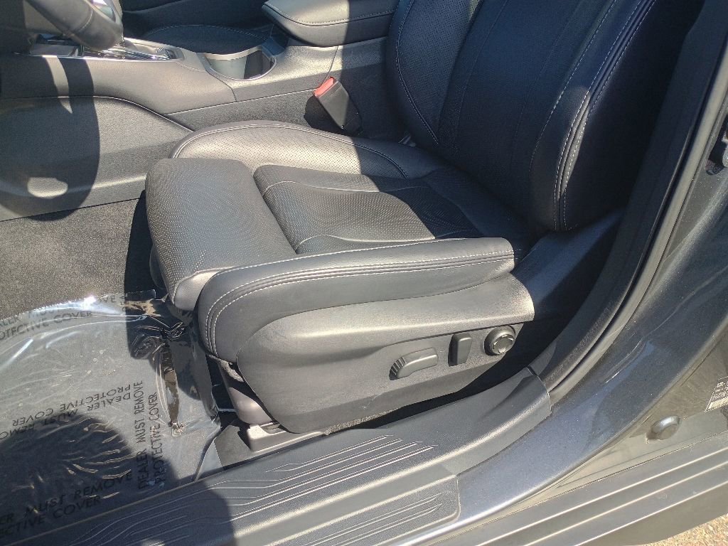 Certified 2024 Subaru Outback Touring AWD/4WD image 13