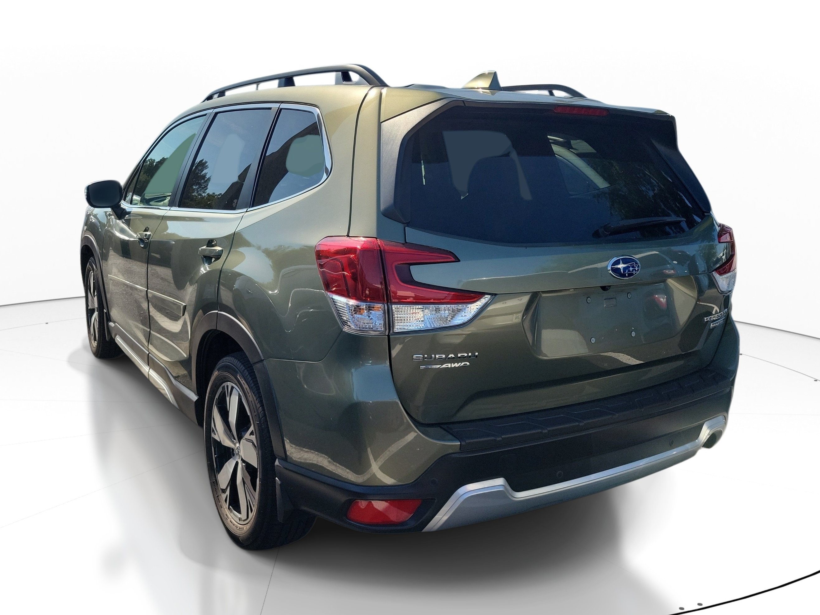 Used 2020 Subaru Forester Touring AWD/4WD image 4