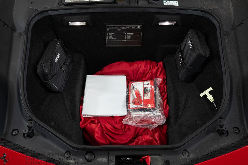 Certified 2017 Ferrari 488 GTB RWD image 32