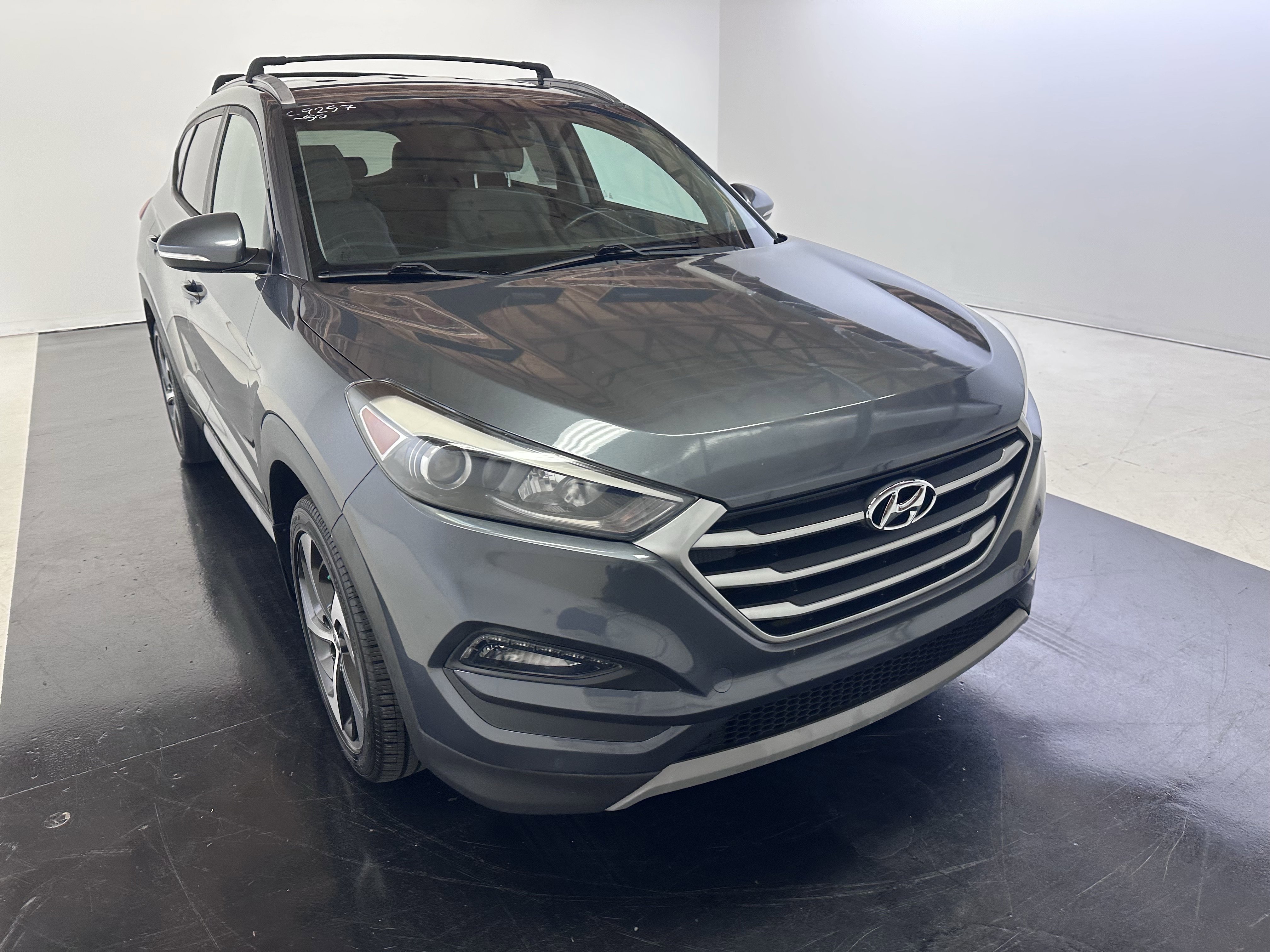 Used 2018 Hyundai Tucson Sport w/ Cargo Package image 6