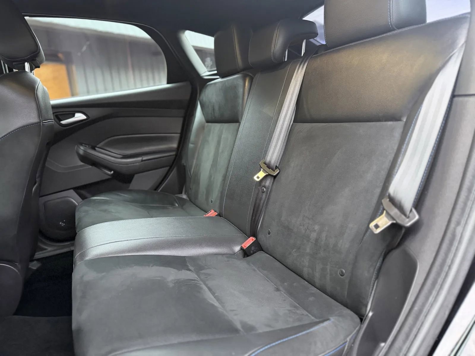 Used 2016 Ford Focus RS image 16