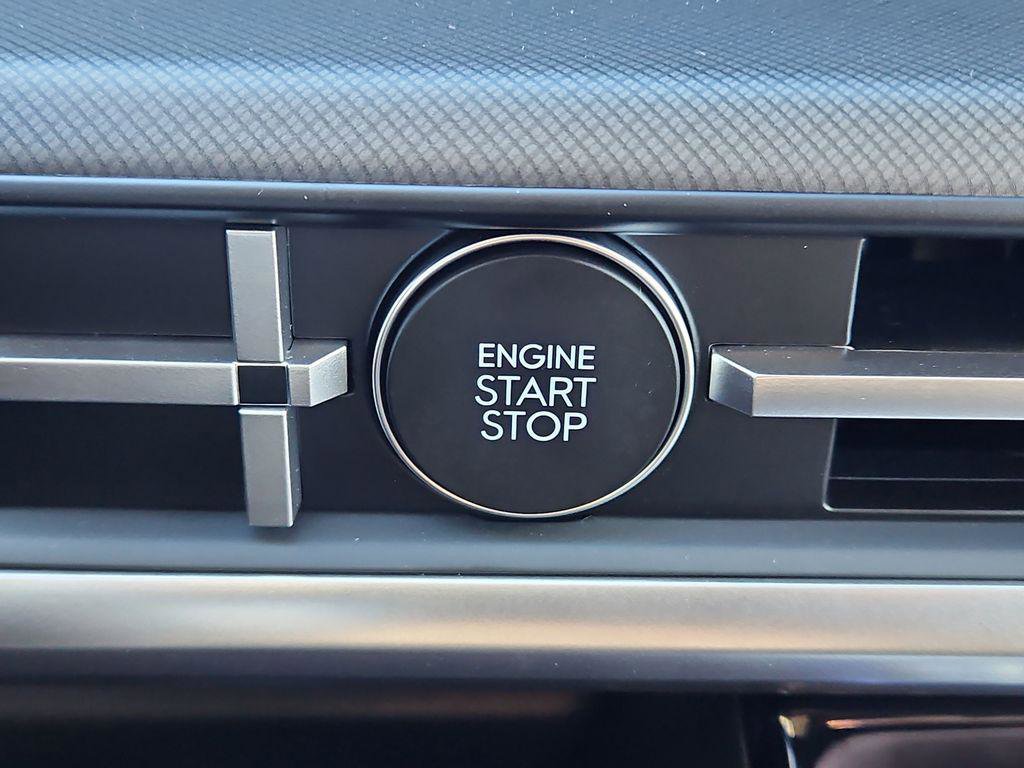 New 2026 Hyundai Santa Fe SEL image 13