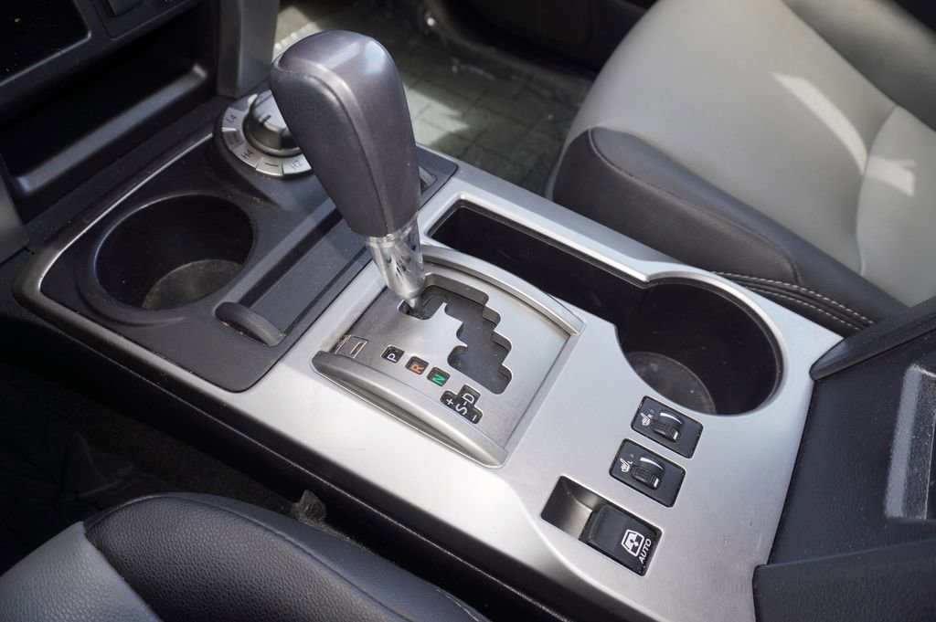 Certified 2022 Toyota 4Runner SR5 Premium w/ Moonroof Package AWD/4WD image 17